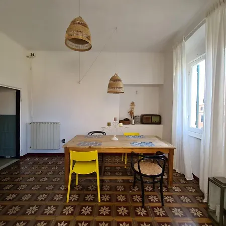 Casetta In Centro, A Chiavari, By Cinqueterrecoast Апартаменты Кьявари